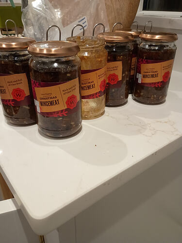 17746489758208189565432918053838